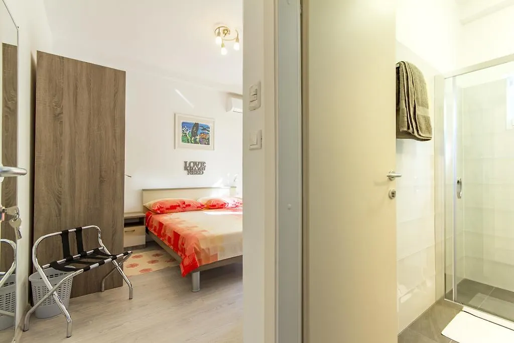 Rooms Vilena Medulin