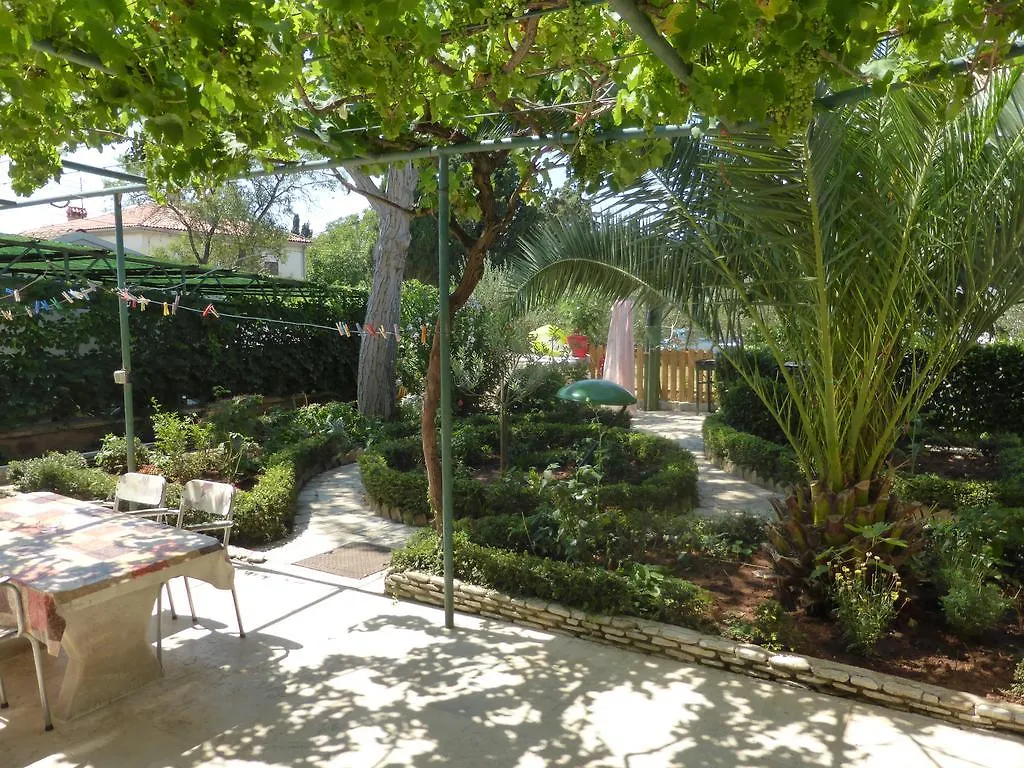 *** Guest house Rooms Vilena Medulin Croatia